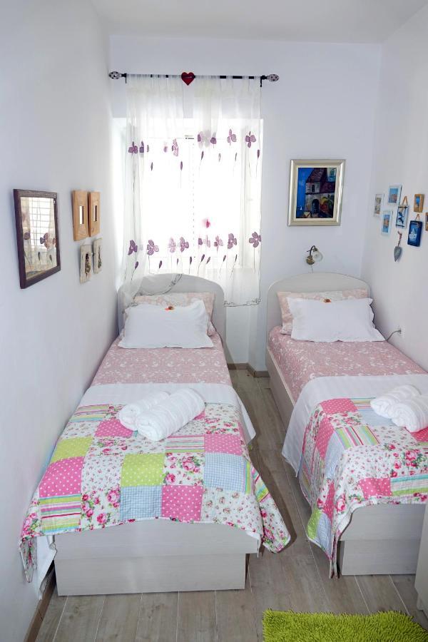 Two-Bedroom Apartment In The Centre 马卡尔斯卡 外观 照片